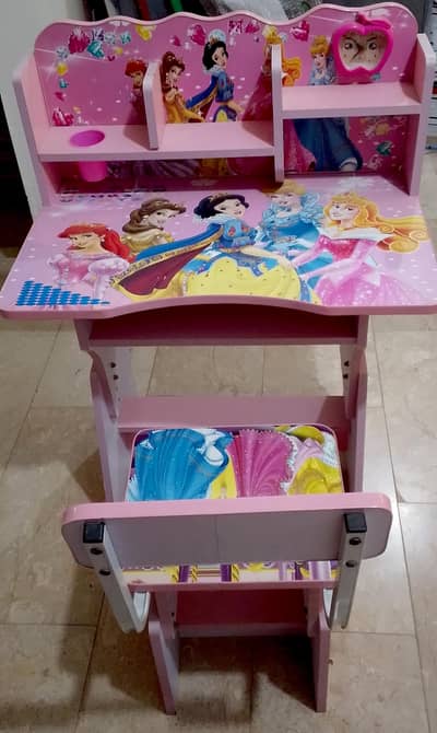 KIDS STUDY TABLE