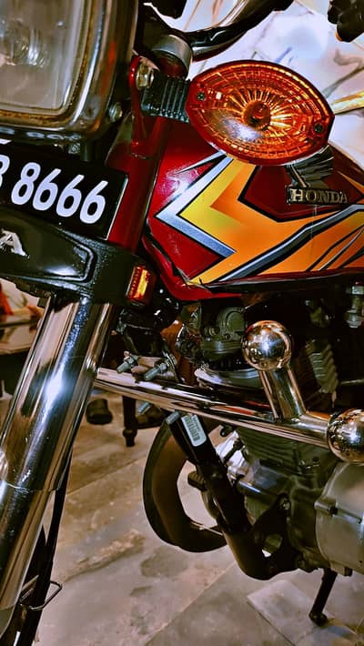 HONDA CG 125 2021 MODEL RED-COLOUR GENUINE CONDITION