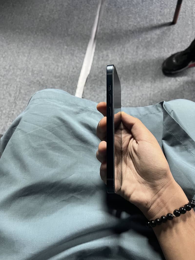 Apple iPhone 14 1