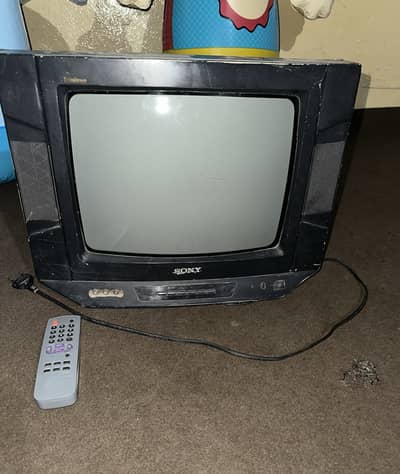 14" Colour TV (CRT) for Sale