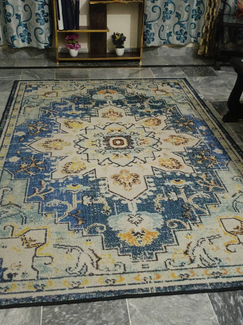 Central rug 0