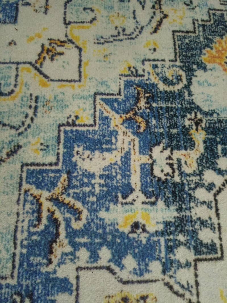Central rug 1