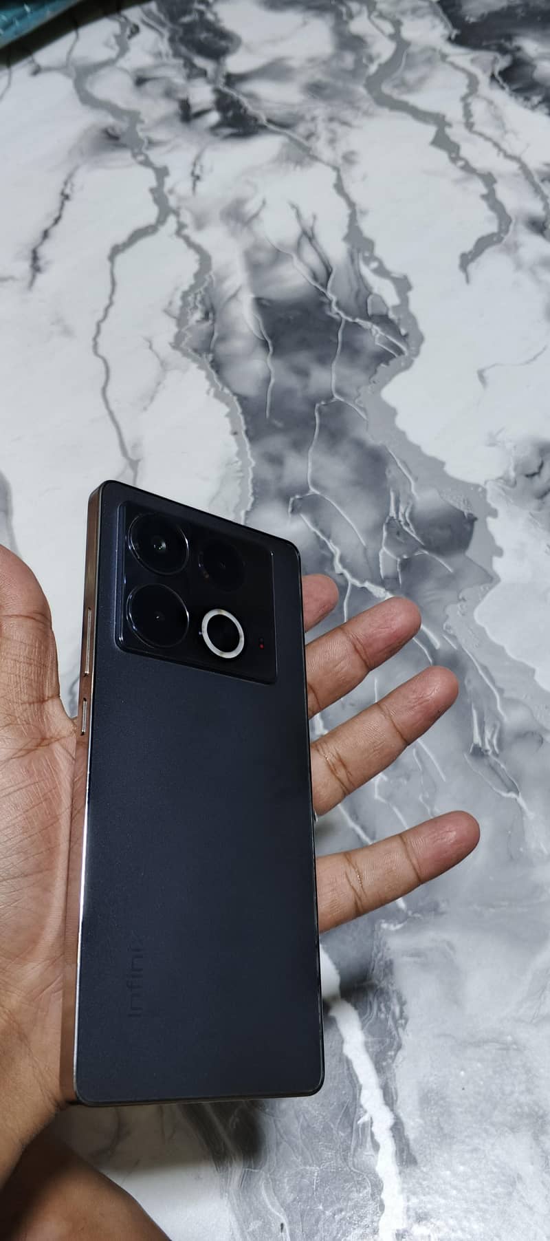 Infinix Note 40 0