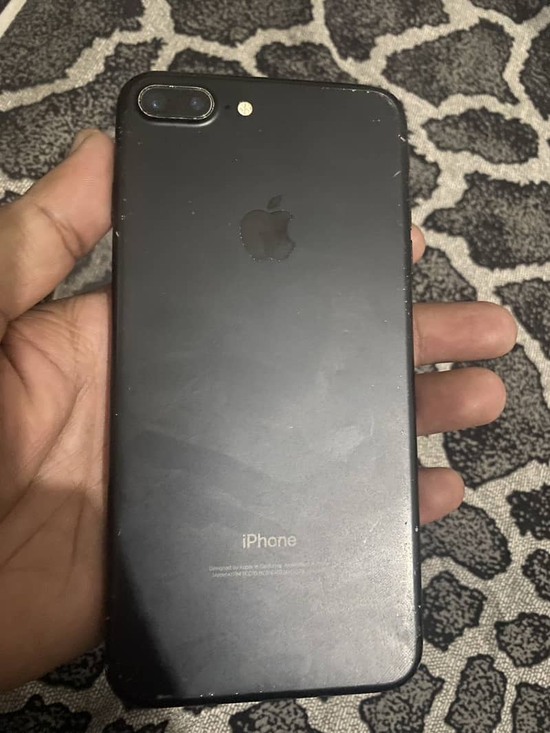 Apple iPhone 7 Plus 0