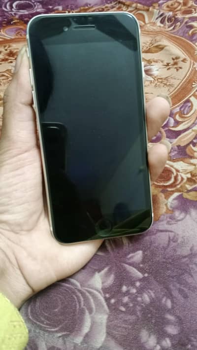 Apple iPhone 8