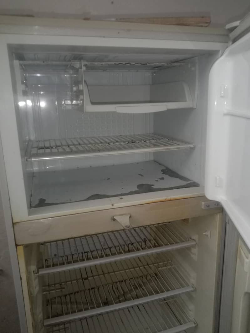 refrigerator 1