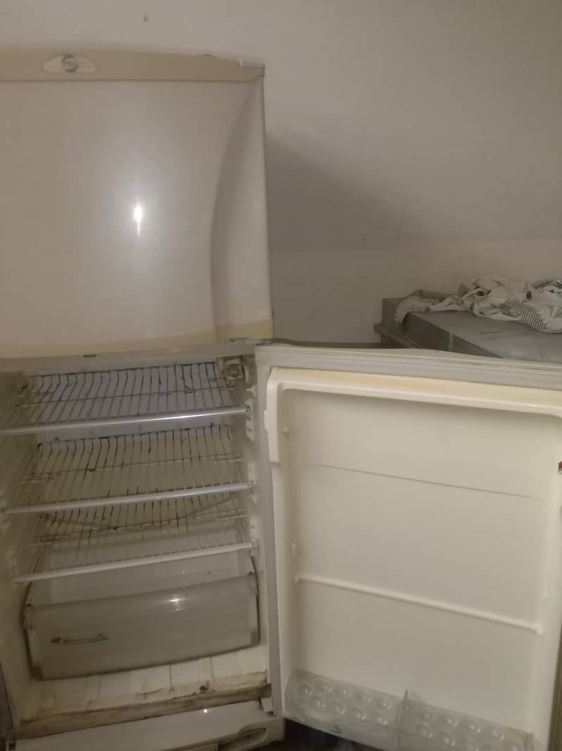 refrigerator 3