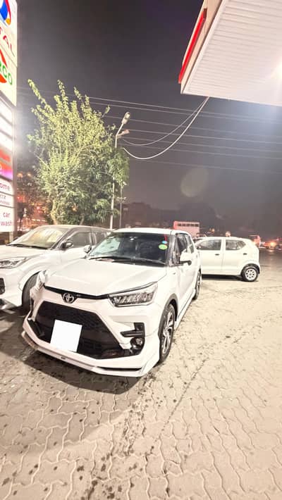 Toyota Raize z pkg