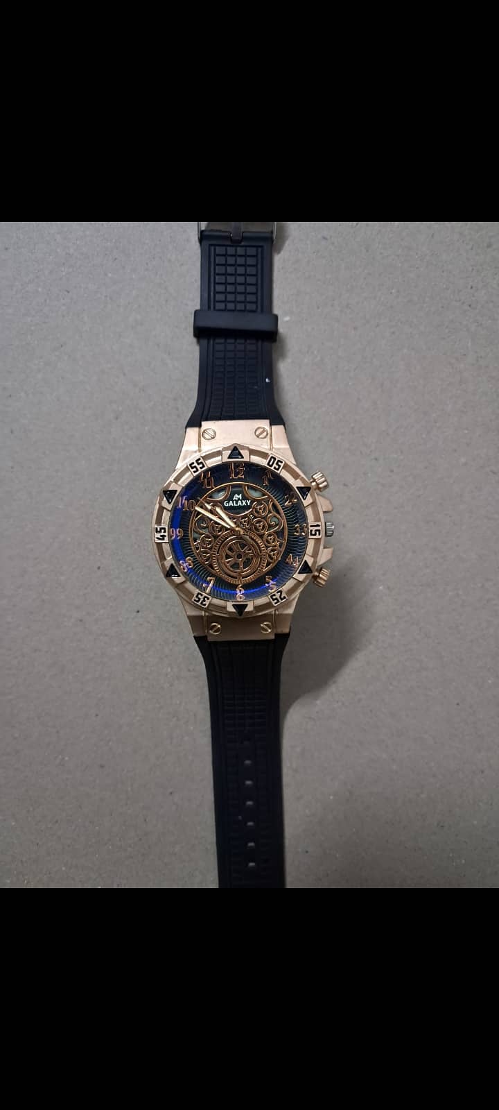 Watch 0