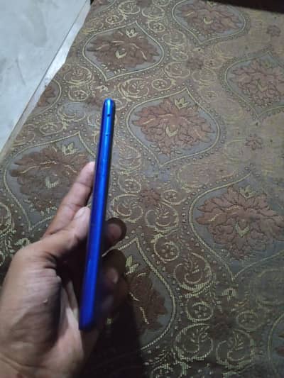 Realme 5