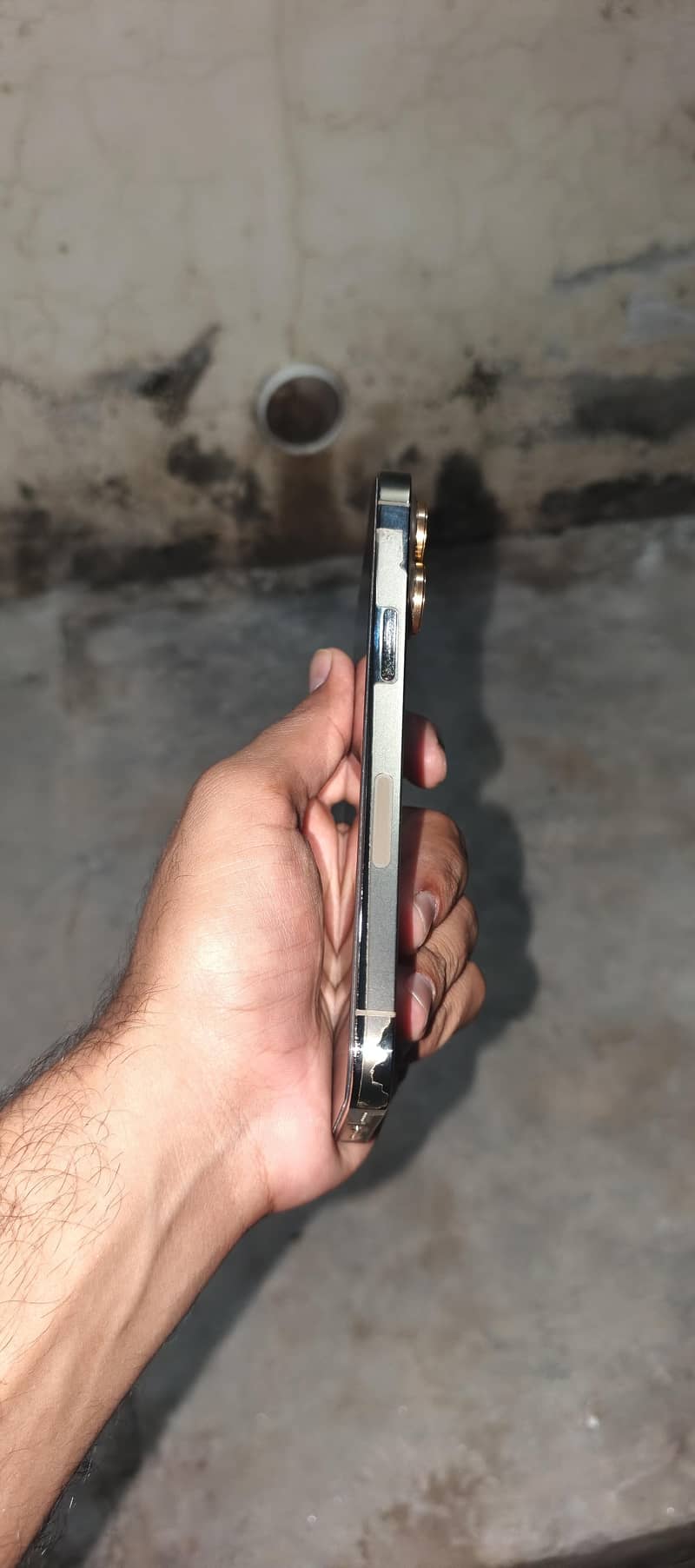 Apple iPhone 13 Pro 1