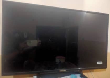 TCL 32 Inch Simple LED/LCD TV - Used - Excellent Condition