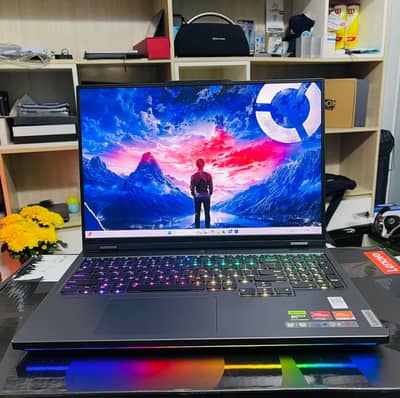Lenovo Legion Pro 7 – RTX 4090 | Ryzen 9 7945HX | 32GB RAM | 2TB SSD
