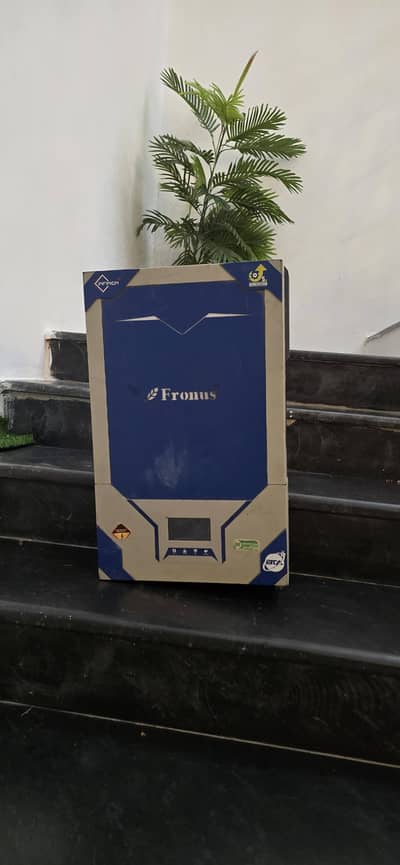 6.6. 5KW Fronus Infineon Plus PV 7000 Hybrid Solar Inverter