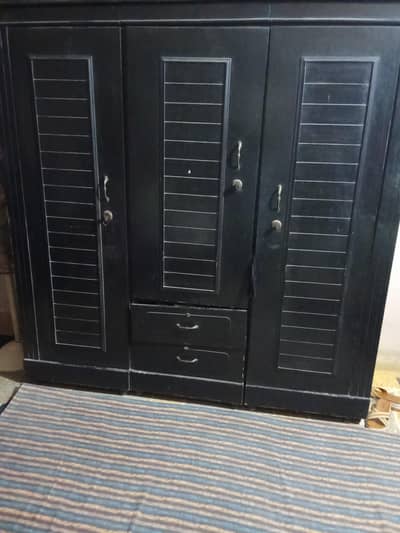 wooden 3 door wardrobe