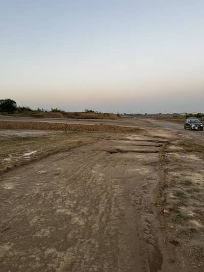 35x70 Plot For Sale In G14/2