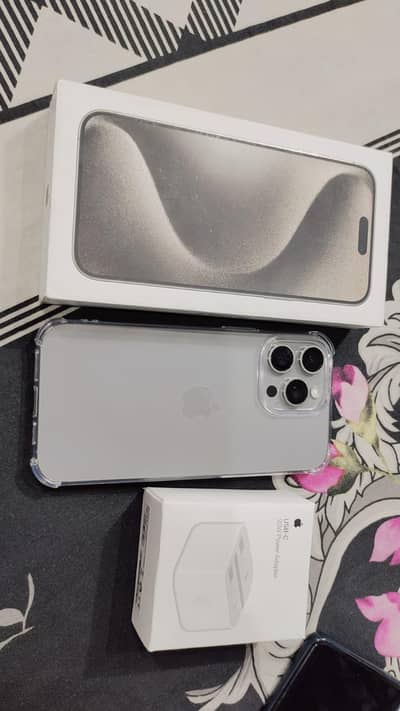 Apple iPhone 15 Pro Max full box jv