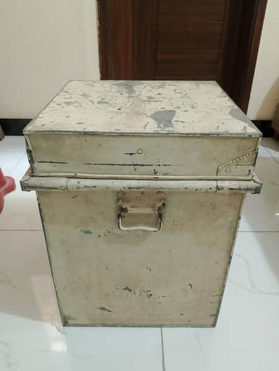 Iron Trunk Box / Steel Storage Box for Sale