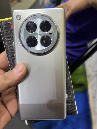 Infinix Zero 40