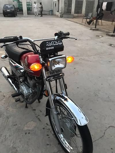 1 Hand Used or WhatsApp number 03479779640