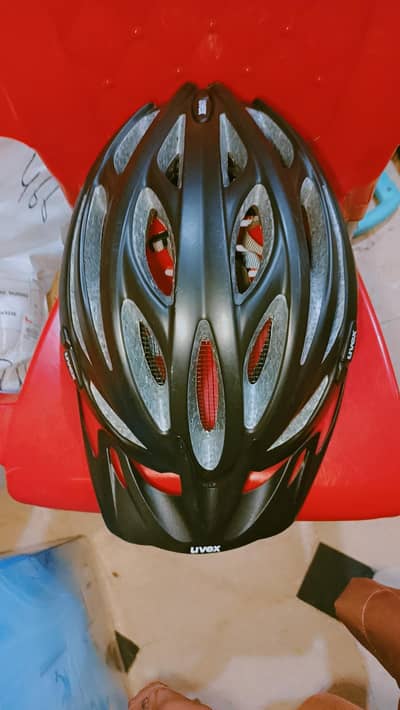 cycling branded hlmet