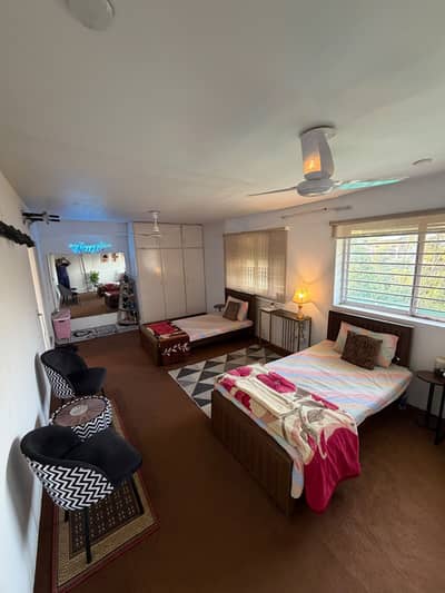 Vip furnished studio Anxey available from Male from 1st December