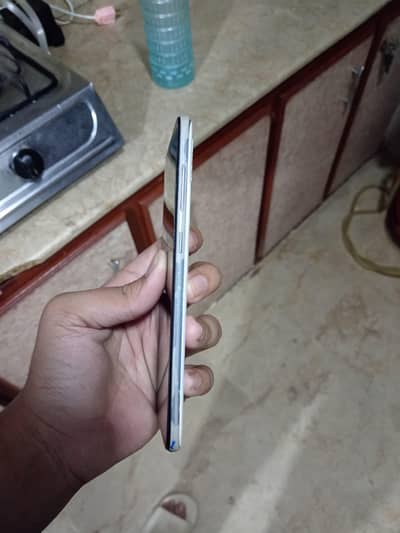 Samsung Mobile A70