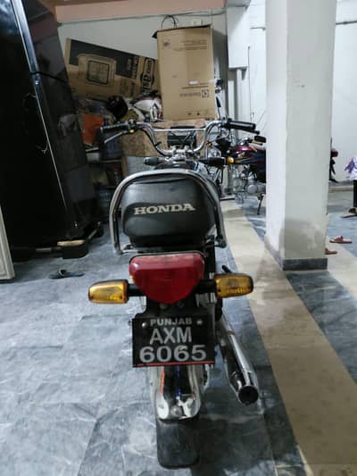 Honda CD 70 24/25