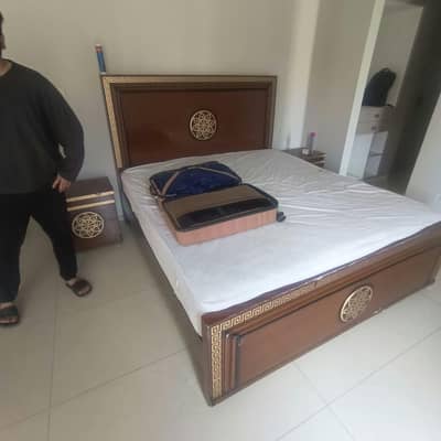 Full size bed with 2 side table