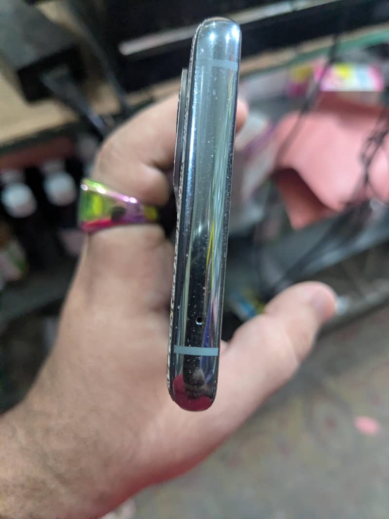 One Plus 9 Pro 6