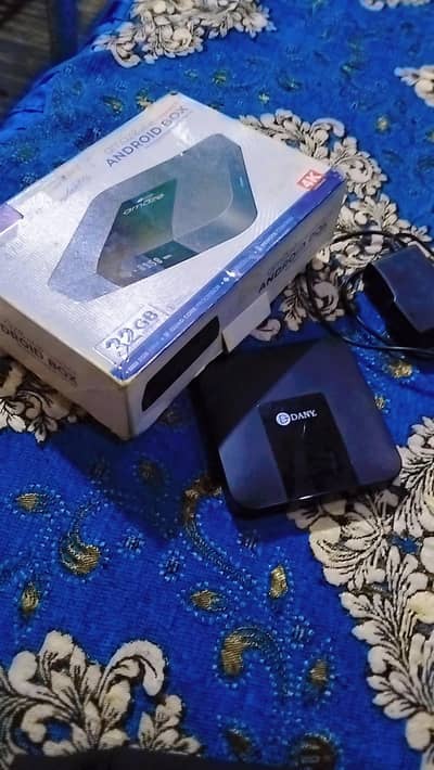 Deny Android BoX 4k full box