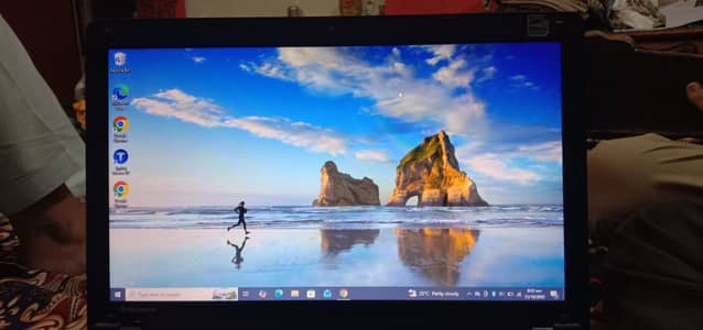 laptop for urgent sale also exchange with iphone