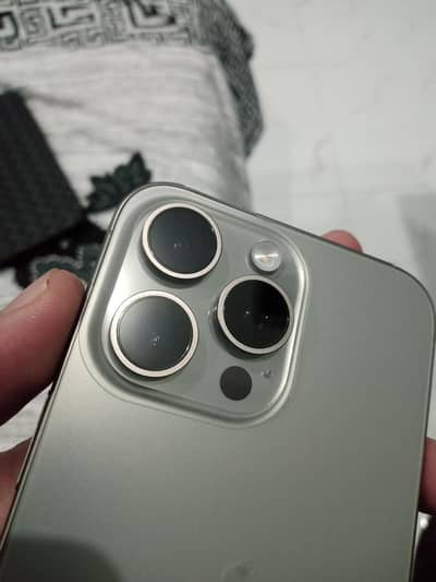 Apple iPhone 15 Pro Max