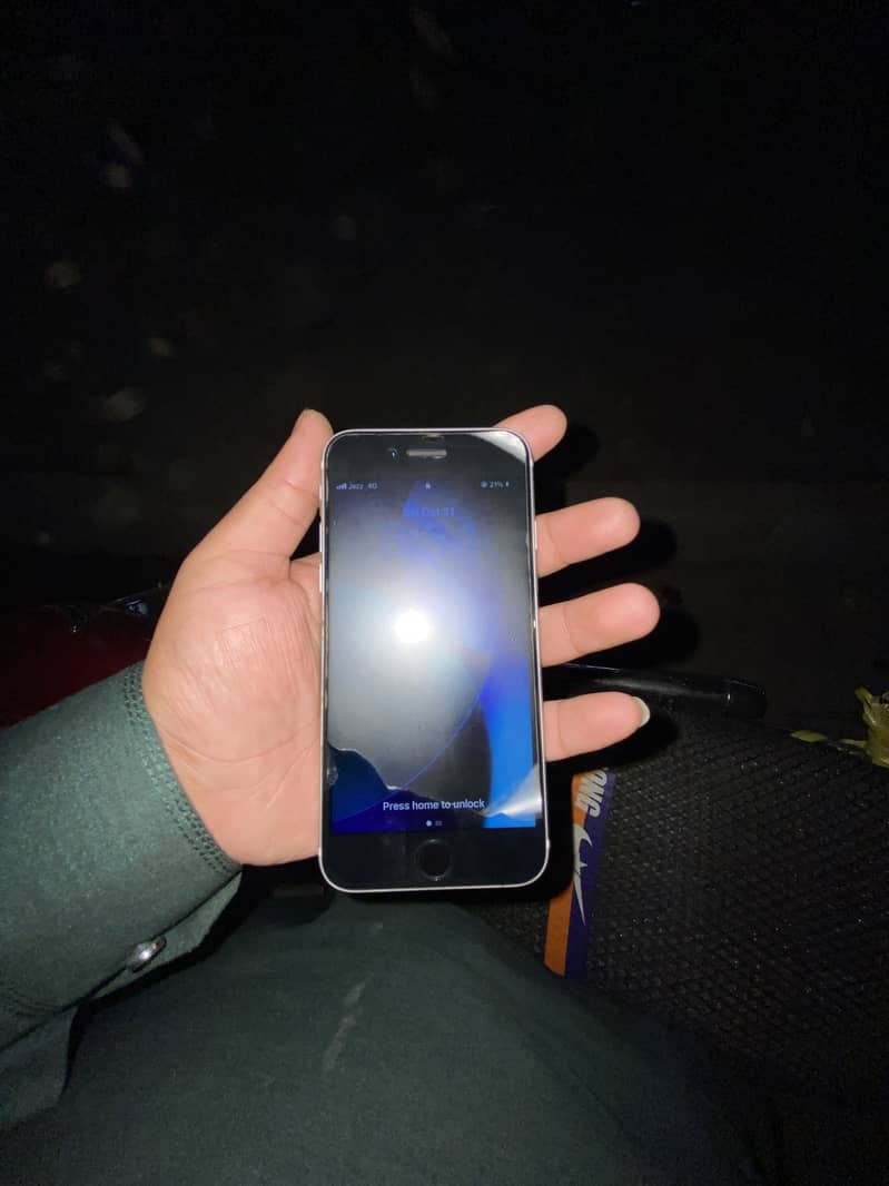 Apple iPhone SE 1
