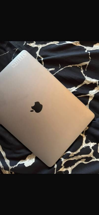 MacBook pro 2019 13’inch