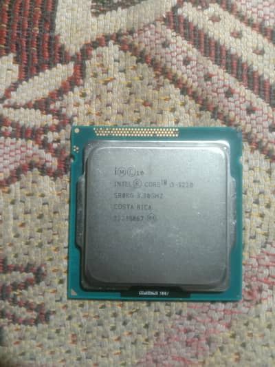 INTEL I3 (3 generation) used, neat and clean condition
