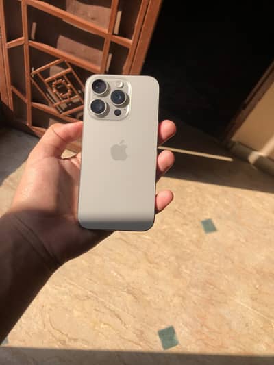 Apple iPhone 15 Pro