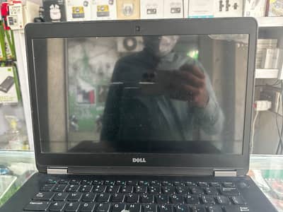 Dell 7470 | i7 6th Generation • 8Gb Ram • 256Gb SSD Hard