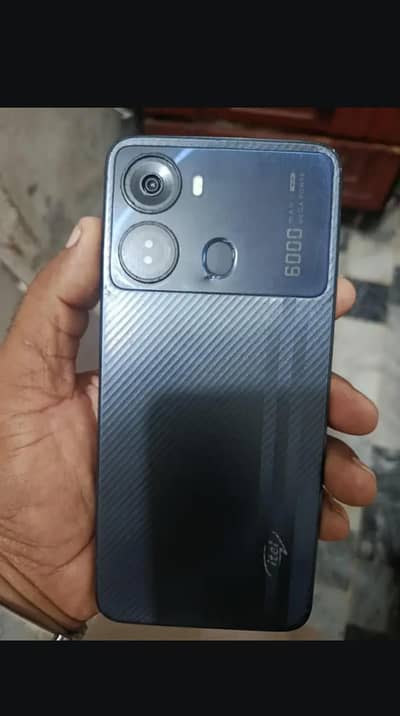 Itel P40 (4+4/64)