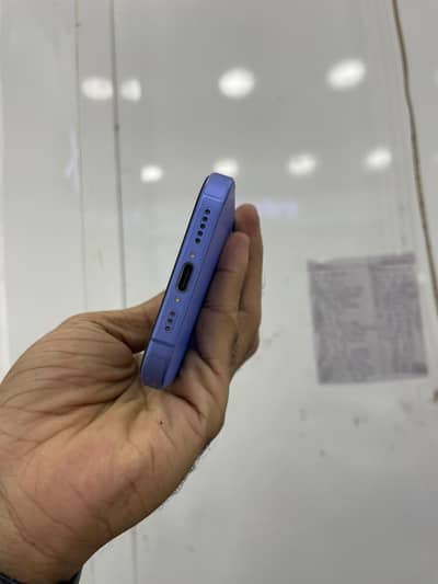 Apple iPhone 16 JV