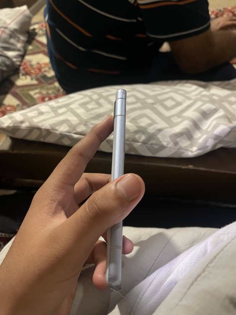 Google Pixel 7a 3