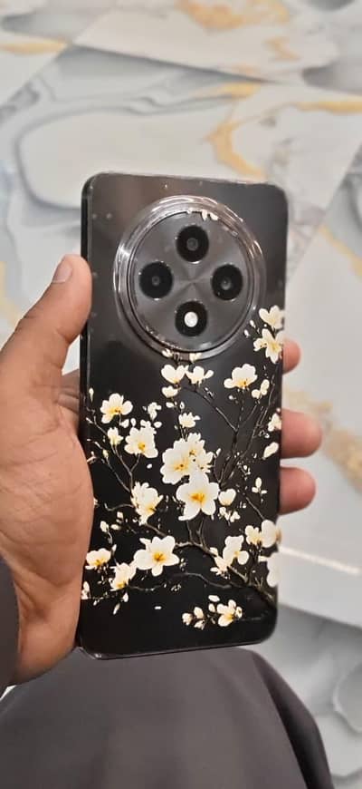 OPPO Reno 12f. 8+8.256